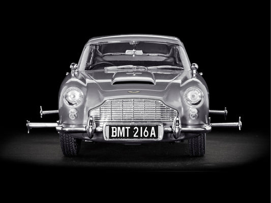 Revell James Bond 1/24 Scale Model Kit - Aston Martin DB5