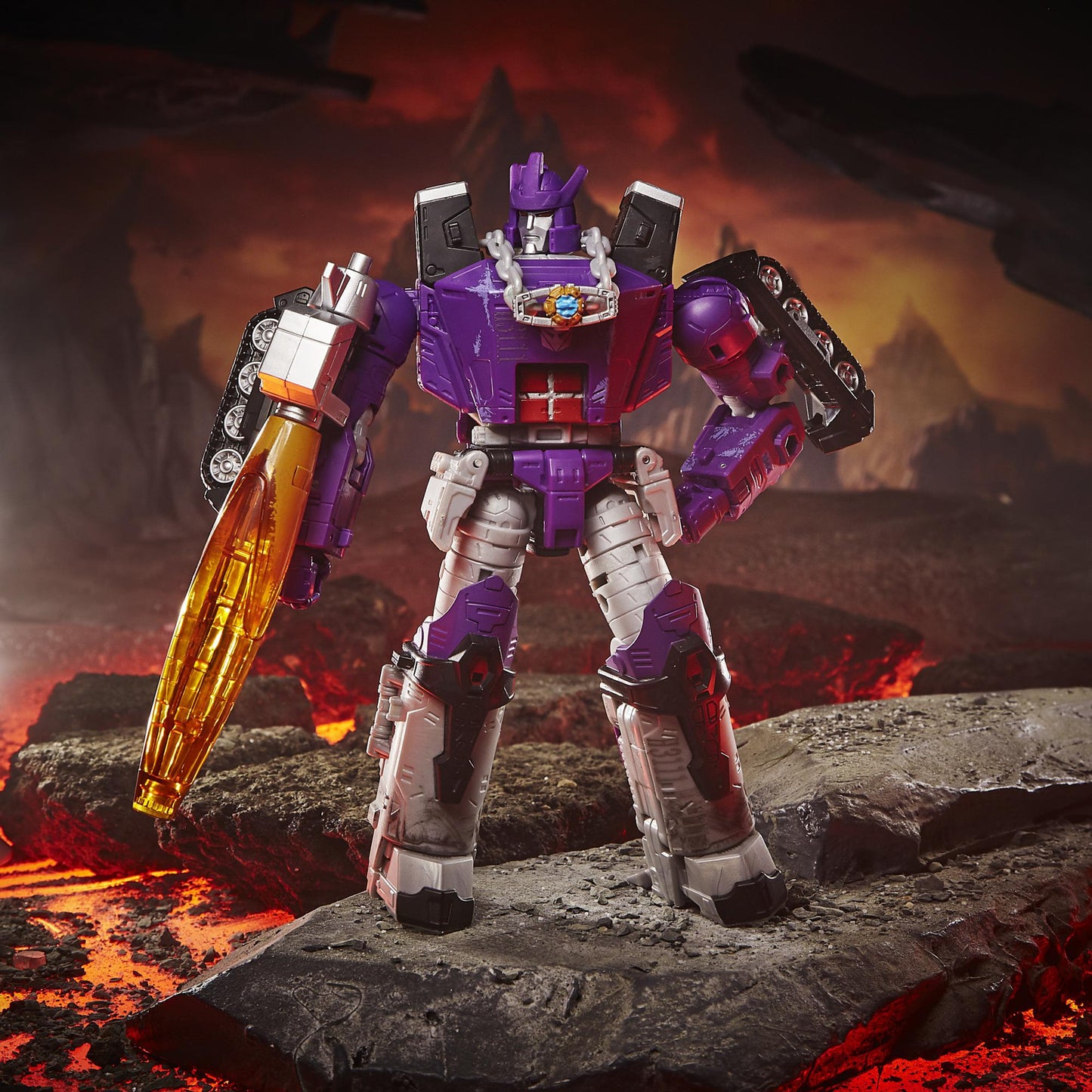 Transformers War for Cybertron: Leader Action Figure - Galvatron