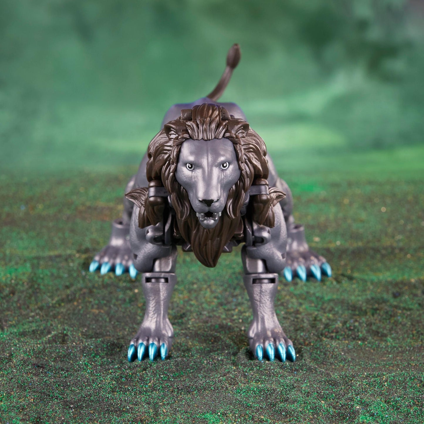Transformers Generations Legacy Evolution Voyager Action Figure - Nemesis Leo Prime