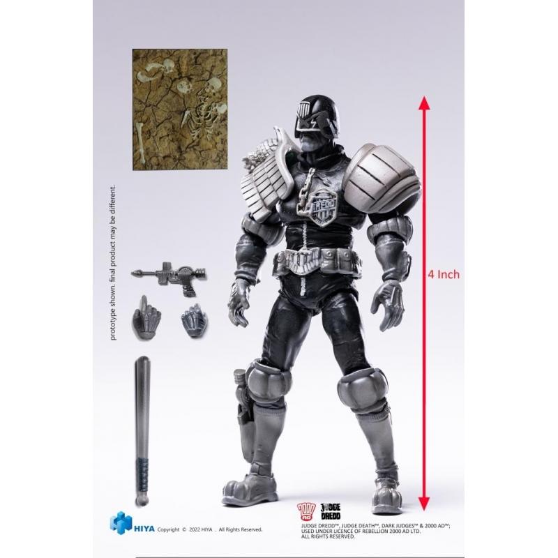 HIYA Toys Judge Dredd 1:18 scale Action Figures - Judge Dredd (Black and White)