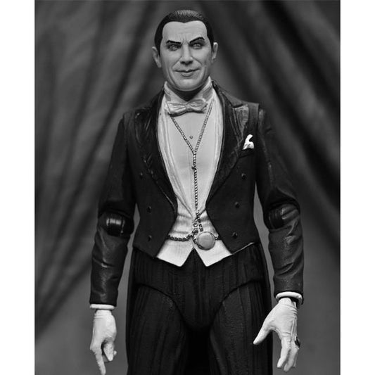 Universal Monsters Ultimate 7 Inch Scale Action Figure - Dracula (Black and White)