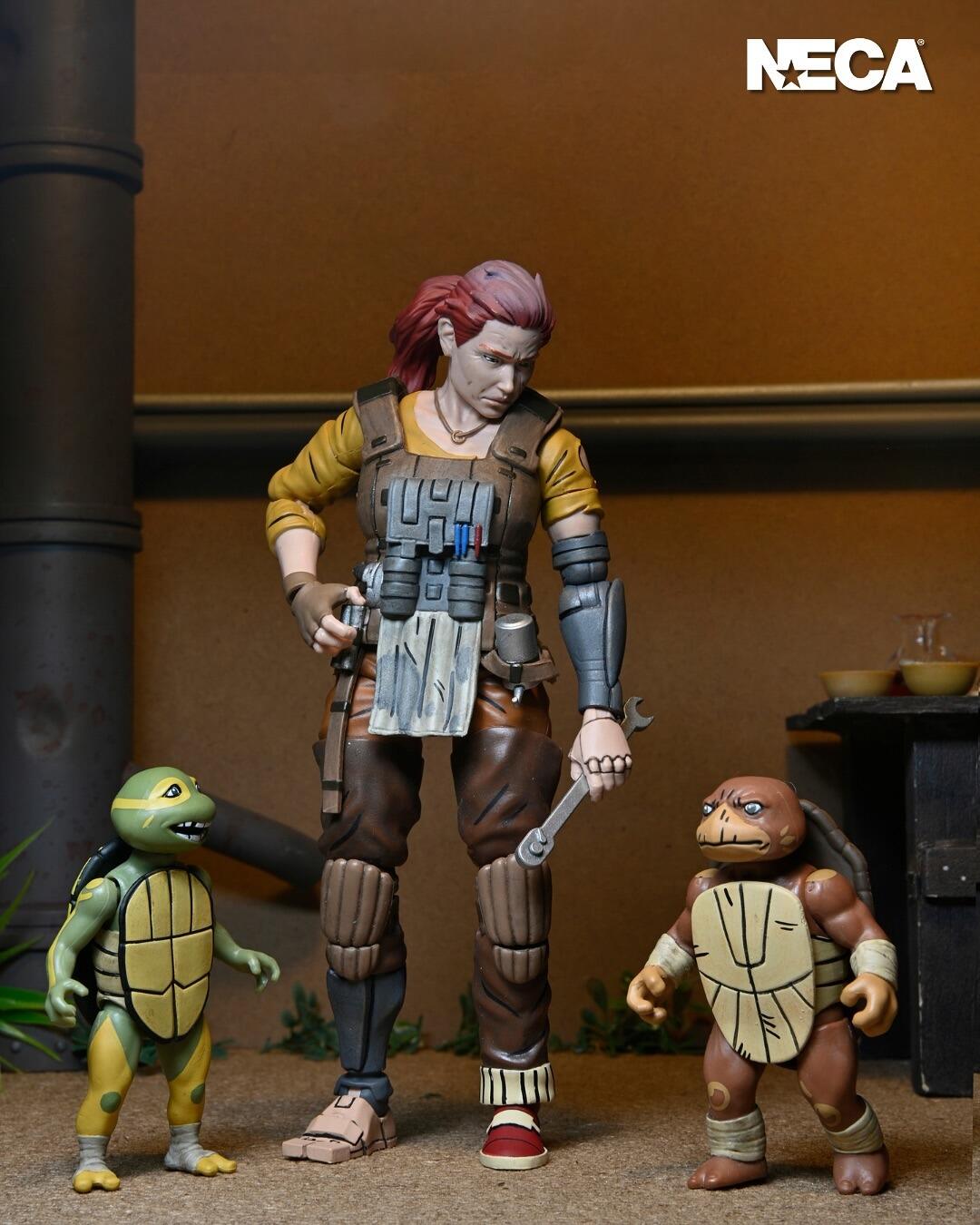 Teenage Mutant Ninja Turtles The Last Ronin Comic 7 Inch Ultimate Action Figure - Grammy April With Baby Yi & Moja