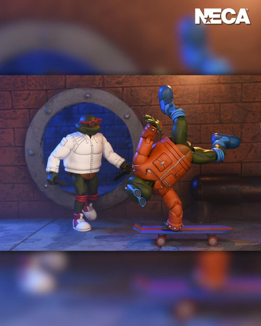 Teenage Mutant Ninja Turtles Cartoon 7 Inch Ultimate Action Figure 2-Pack - Punk Leonardo & Punk Raphael