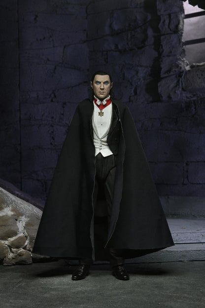 Universal Monsters Ultimate 7 Inch Scale Action Figure - Dracula (Transylvania)