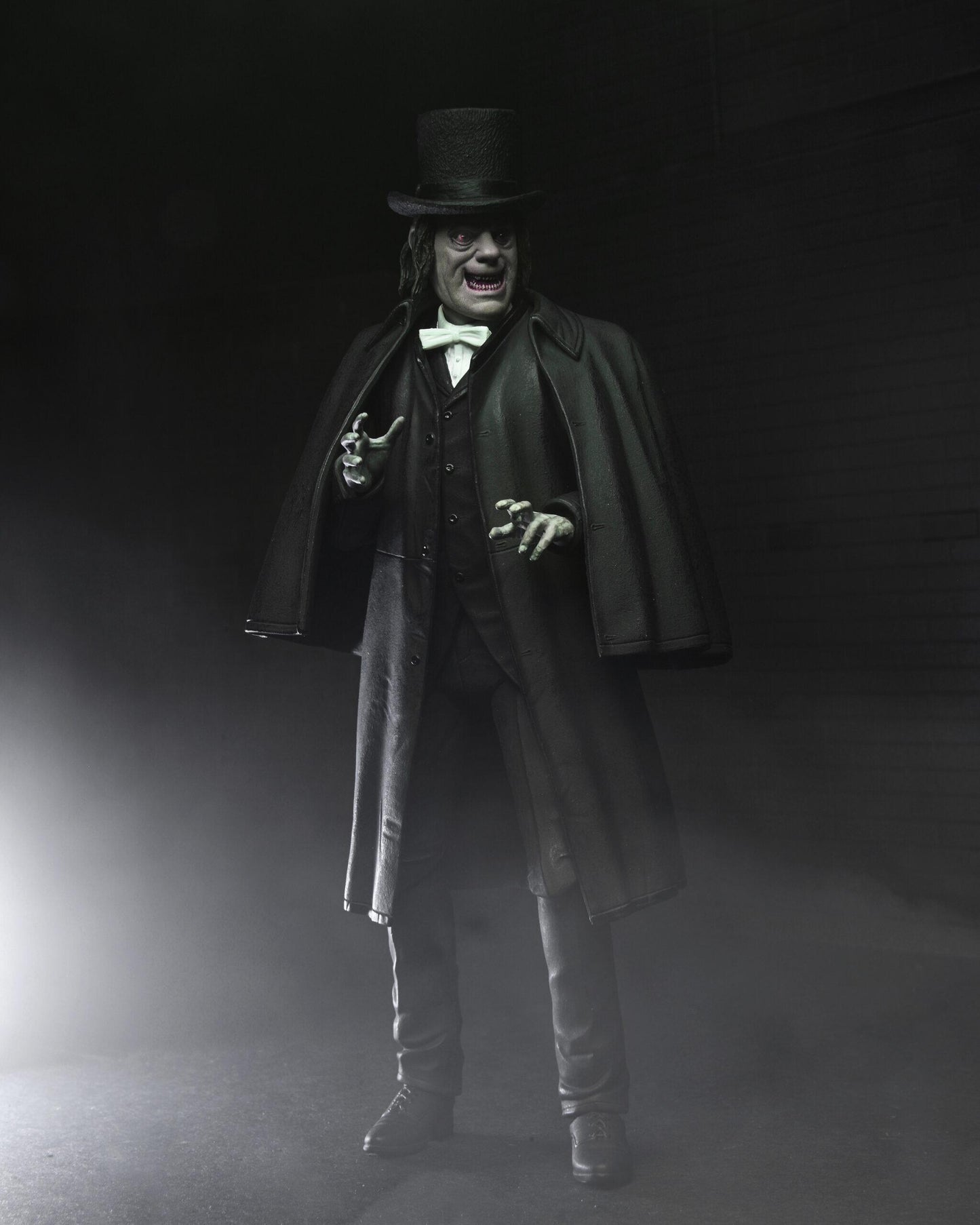 London After Midnight (1927) 7" Inch Action Figure - Professor Edward C. Burke