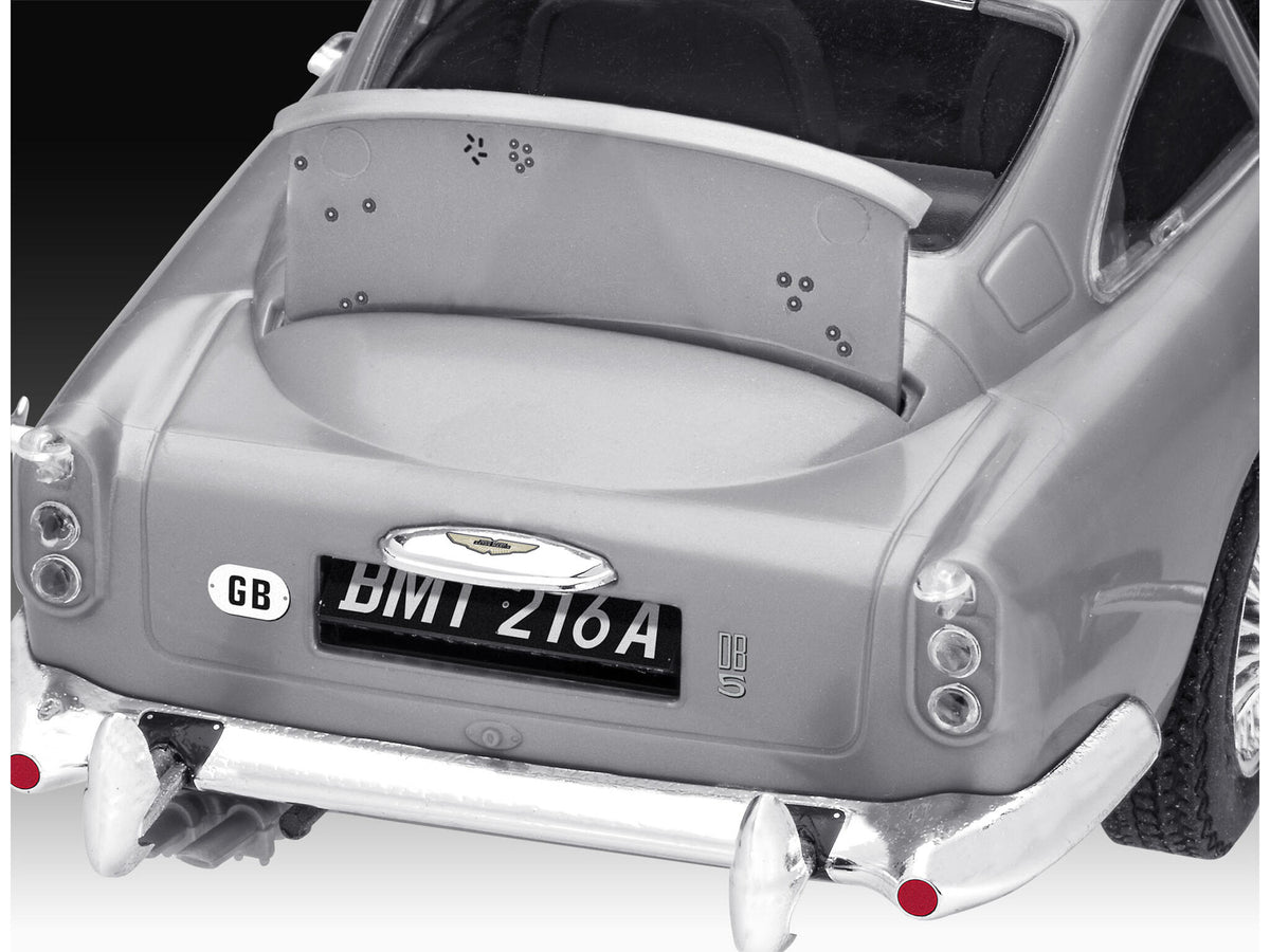 Revell James Bond 1/24 Scale Model Kit - Aston Martin DB5
