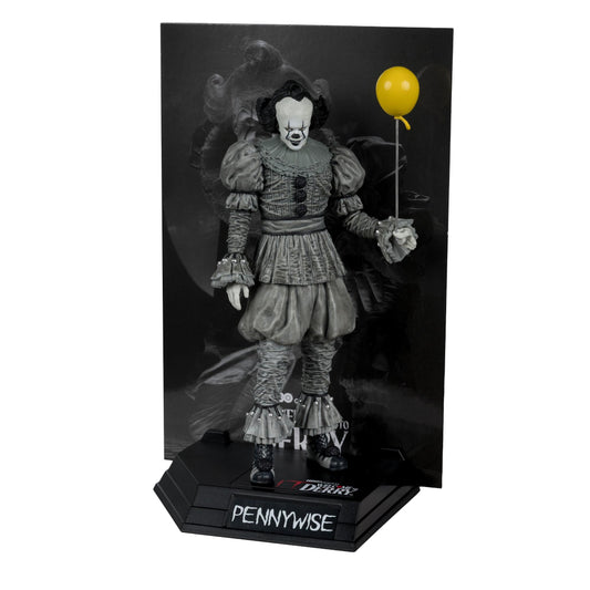 Welcome to Derry Movie Maniacs 6 Inch Posed Figure Wave 2 - Pennywise (Black & White)