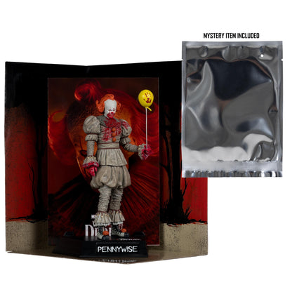 Welcome to Derry Movie Maniacs 6 Inch Posed Figure Wave 2 - Pennywise (Bloody)
