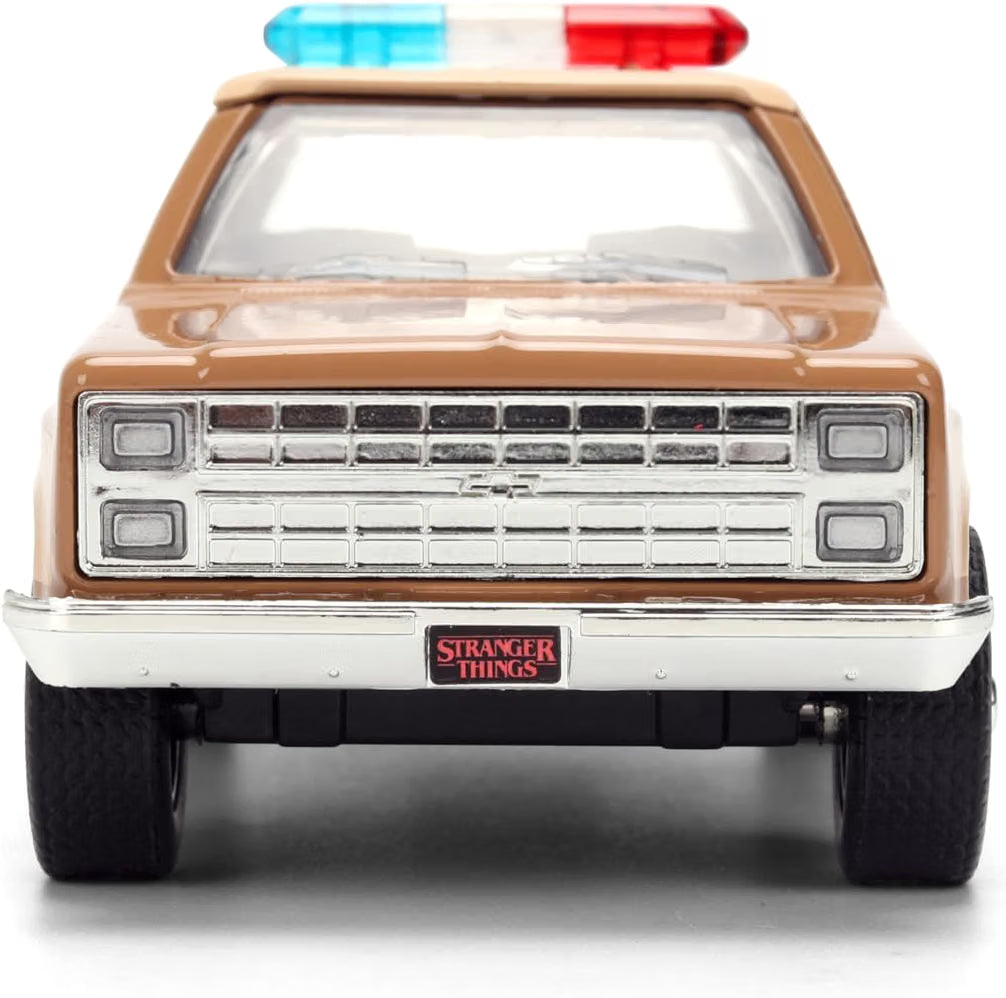 Stranger Things Hollywood Rides 1:32 Scale Die Cast Vehicle - Hopper's Chevy Blazer