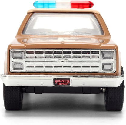 Stranger Things Hollywood Rides 1:32 Scale Die Cast Vehicle - Hopper's Chevy Blazer