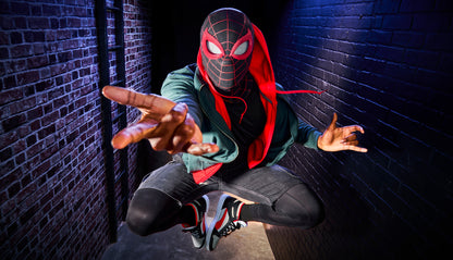 *PRE-ORDER Marvel Legends Premium Roleplay Electronic Interactive Mask - (Spider-Man Miles Morales)