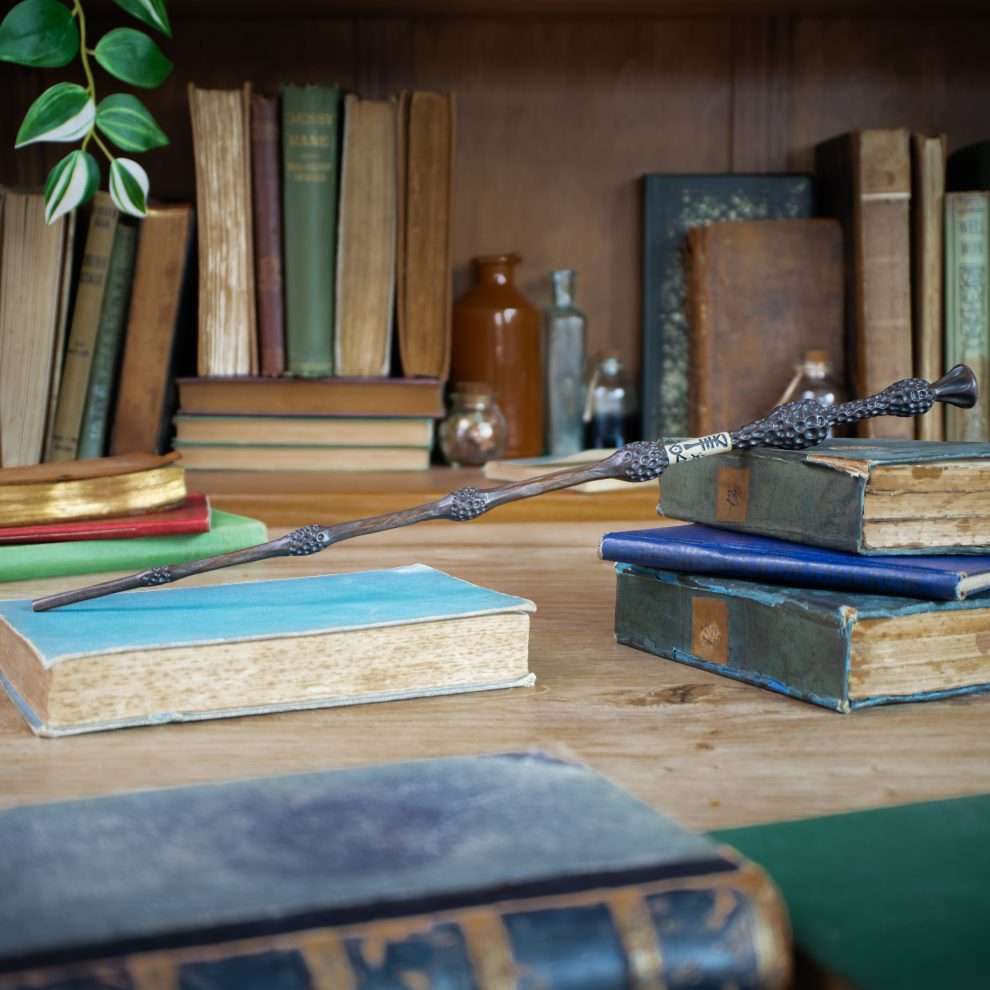 Harry Potter Wand Replica In Ollivanders Box - Professor Dumbledore