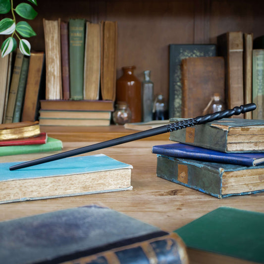 Harry Potter Wand Replica In Ollivanders Box - Ginny Weasley