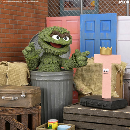 *PRE-ORDER Sesame Street 7 Inch Scale Ultimate Action Figure - Oscar The Grouch