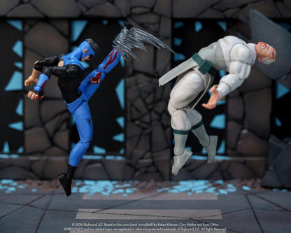 *PRE-ORDER Invincibles SDCC 2026 Exclusive 6 Inch Action Figure - Invincible (Battle Damaged Deluxe)