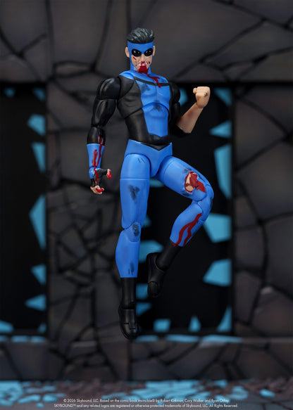 *PRE-ORDER Invincibles SDCC 2026 Exclusive 6 Inch Action Figure - Invincible (Battle Damaged Deluxe)