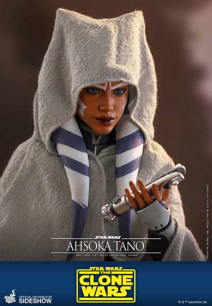 Ahsoka Tano - Star Wars The Clone Wars Hot Toys Collectibles 1/6 Scale Action Figure