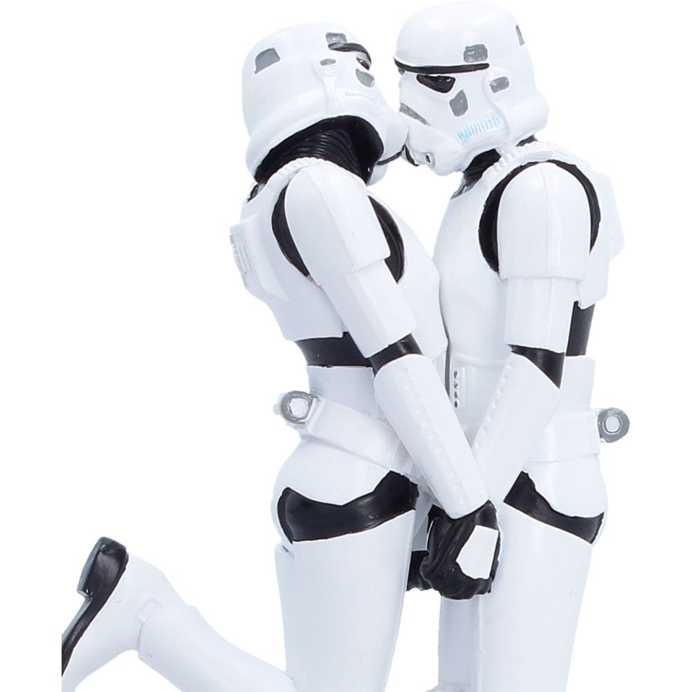 Star Wars The Original Stormtrooper 5 Inch Resin Collectible Figurine - Stormtrooper First Kiss