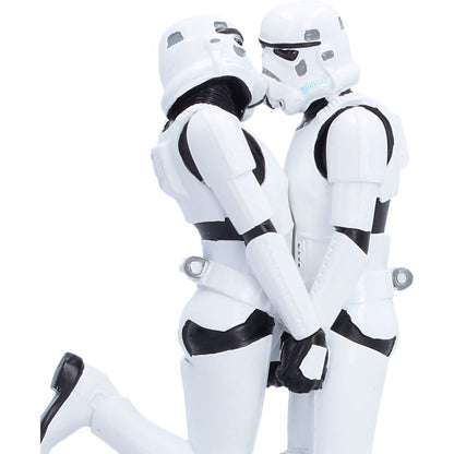 Star Wars The Original Stormtrooper 5 Inch Resin Collectible Figurine - Stormtrooper First Kiss