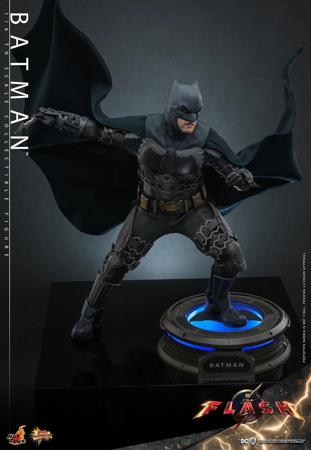 Batman - The Flash Movie Hot Toys Collectibles 1/6 Scale Action
