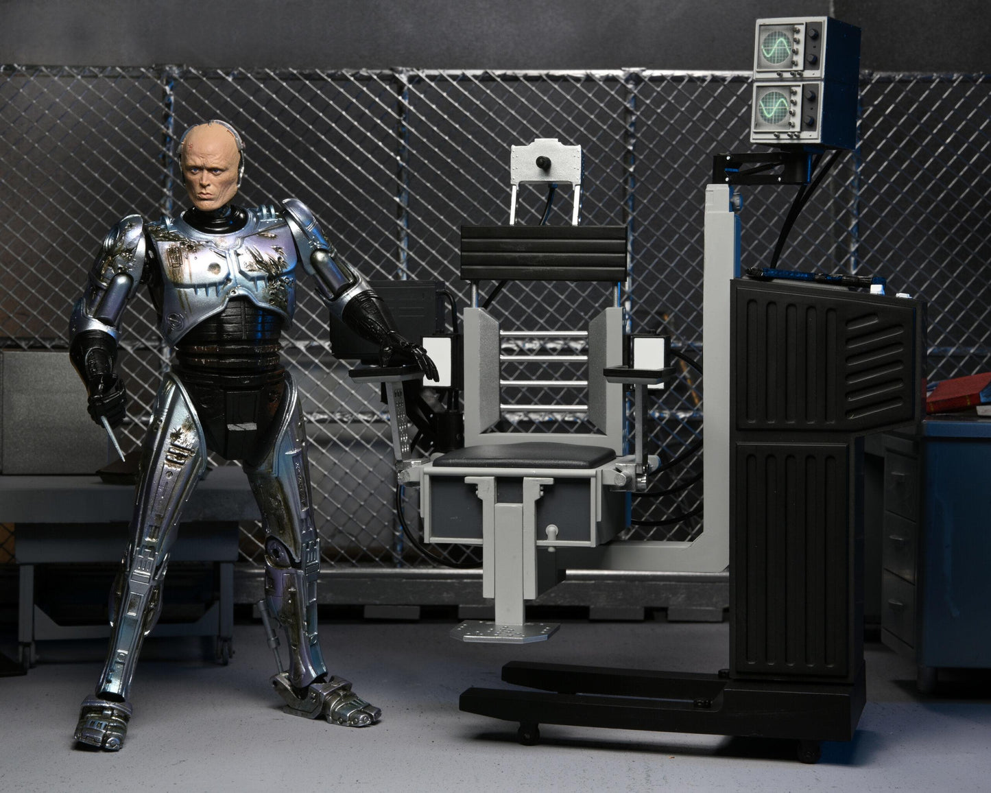 Robocop Battle Damaged Robocop with Chair Ultimate 7 Inch Scale Action Figure