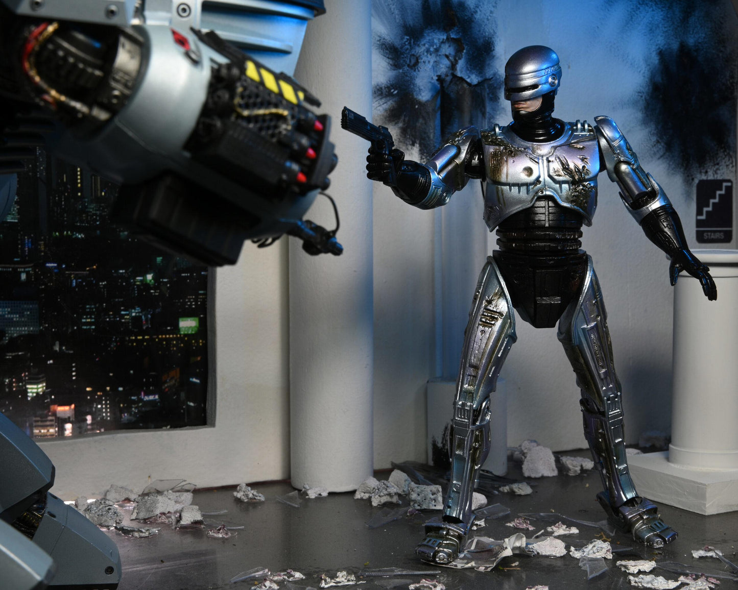 Robocop Battle Damaged Robocop with Chair Ultimate 7 Inch Scale Action Figure