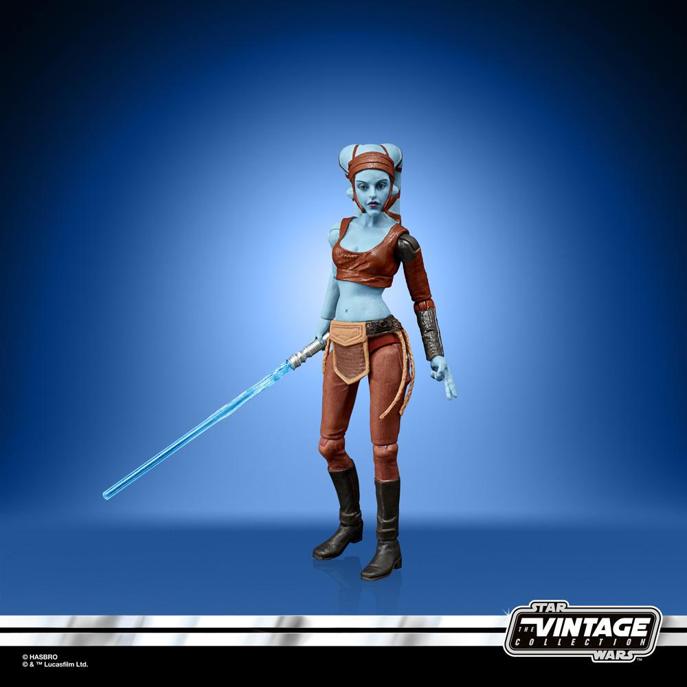 STAR WARS VINTAGE CLONE WARS ACTION FIGURE WAVE 36 - AAYLA SECURA
