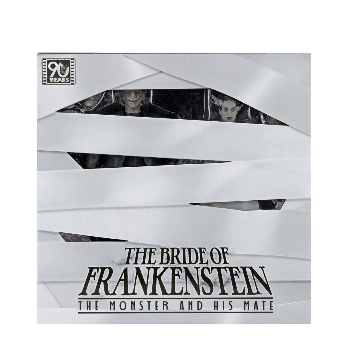 *PRE-ORDER Universal Monsters Ultimate 7 Inch Scale Action Figure 2 Pack - Frankenstein and His Mate (Black And White)