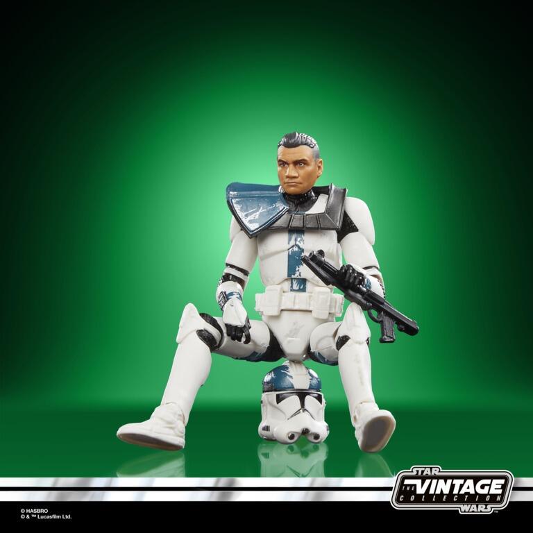 Star Wars The Vintage Collection 3.75 Inch Action Figure Wave 46 - Clone Captain Howzer