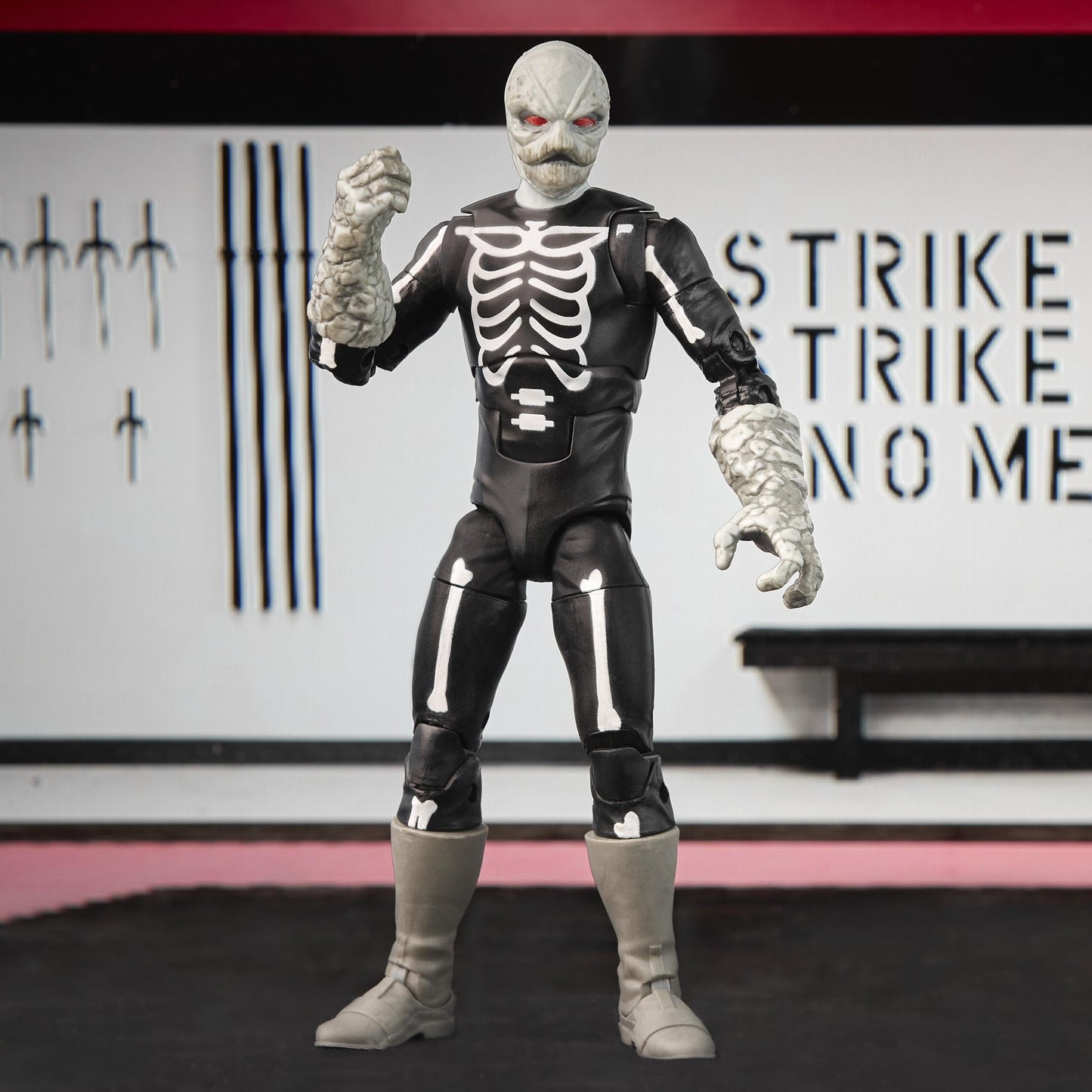 Power Rangers Lightning Collection x Cobra Kai Exclusive Action Figure - Mighty Morphin Skeleputty