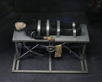 Universal Monsters Ultimate 7 Inch Scale - Frankenstein Accessory Pack