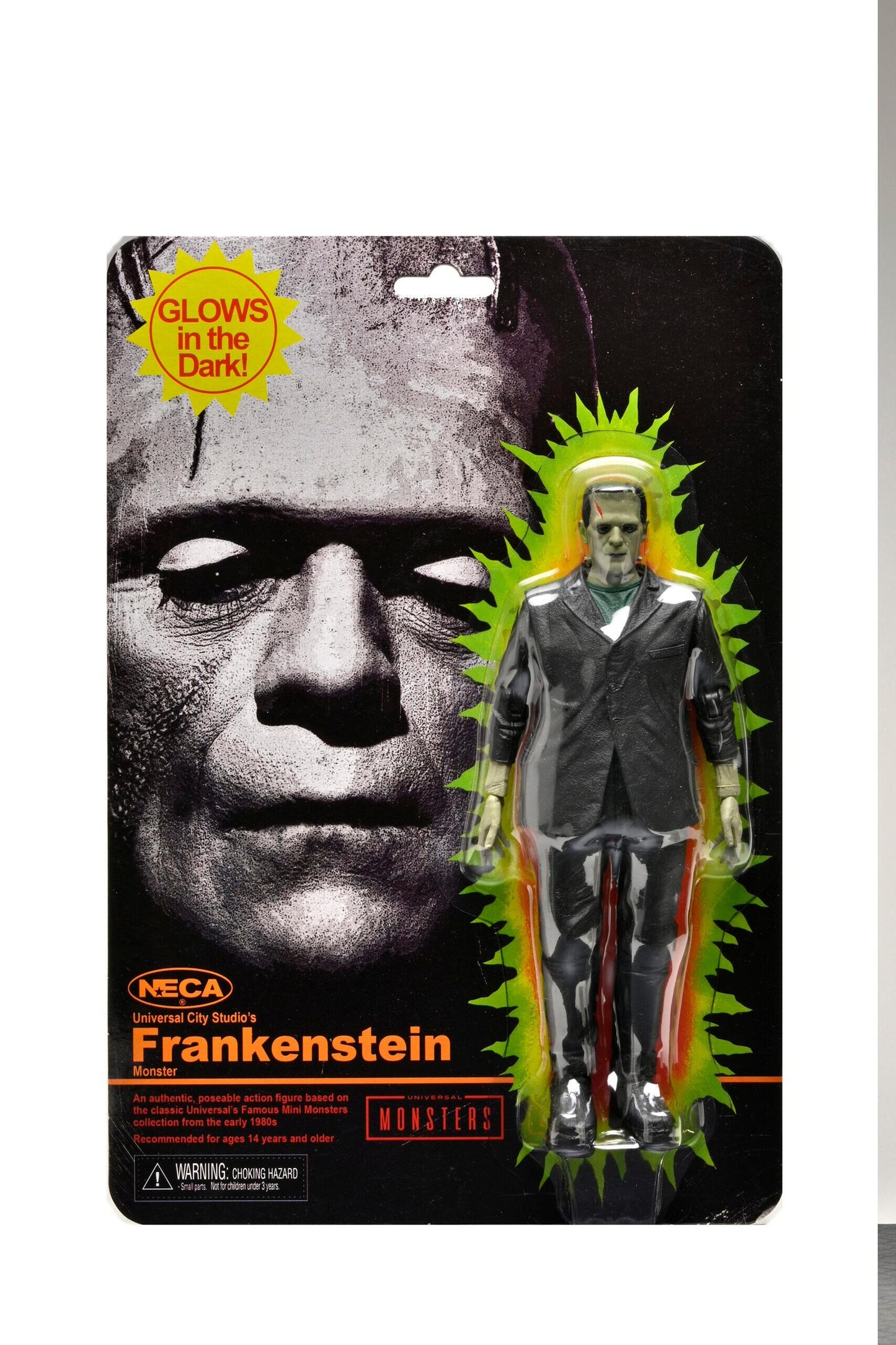 Universal Monsters Ultimate 7 Inch Scale Retro Action Figure - Frankenstein's Monster (Glow In The Dark)