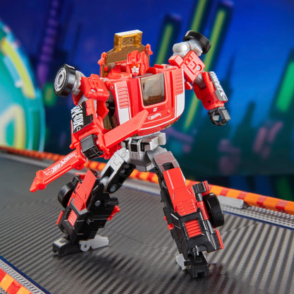 *PRE-ORDER Transformers X Hot Wheels Collab Action Figure - GT-Scorcher