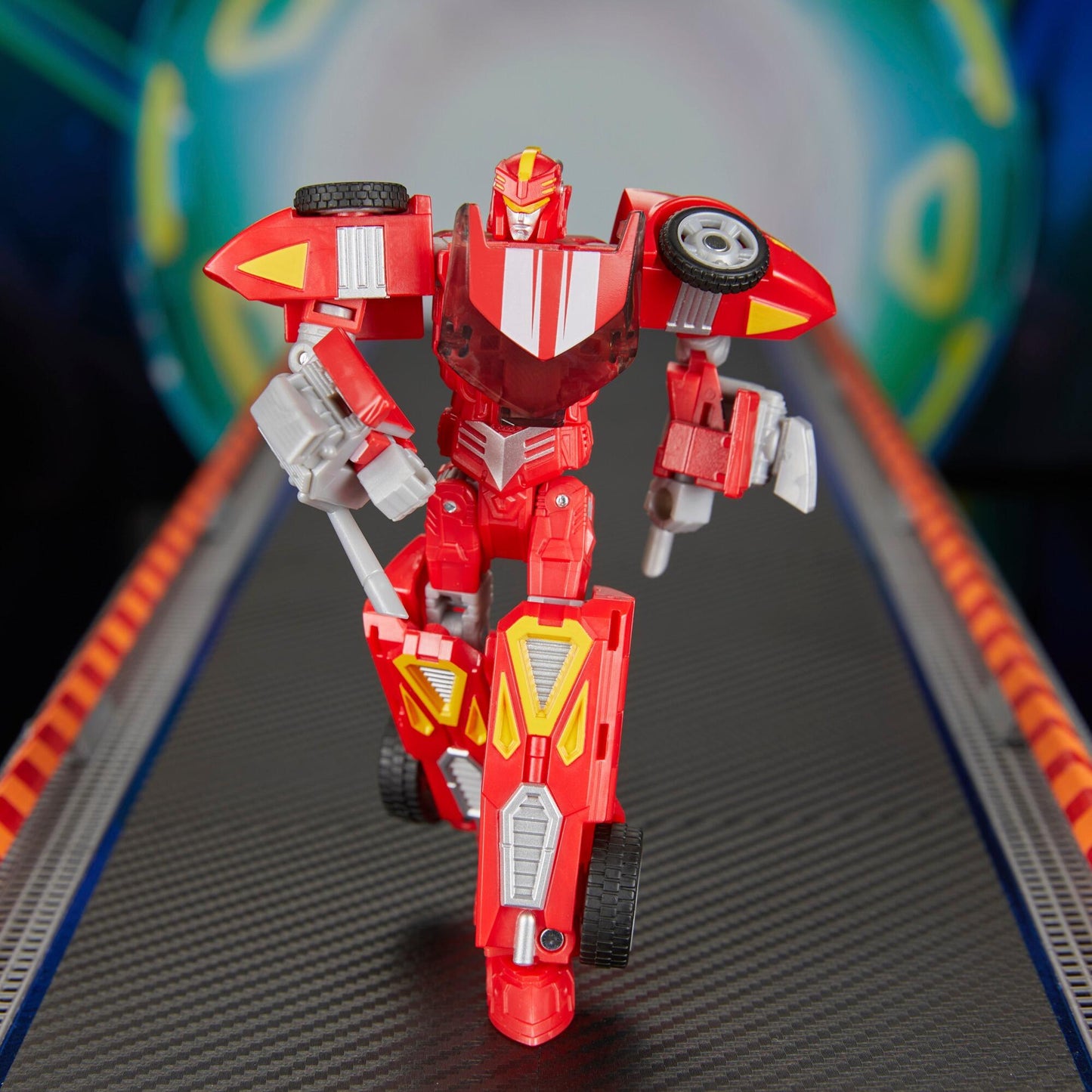 *PRE-ORDER Transformers X Hot Wheels Collab Exclusive Action Figure - Twin Mill