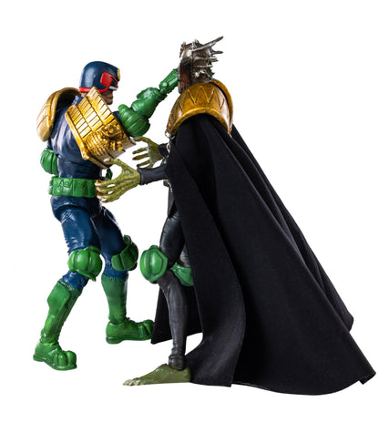 HIYA Toys Judge Dredd 1:18 scale Action Figures - Judge Dredd (Gaze Into The Fist Of Dredd)