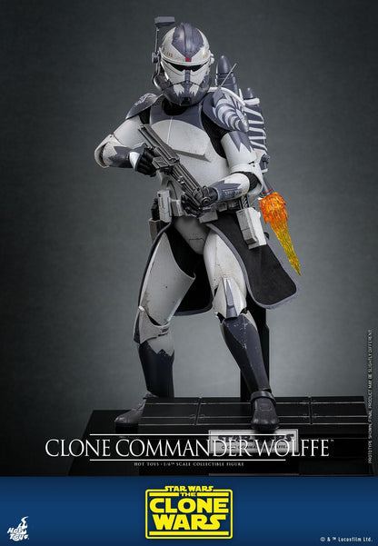 Clone Commander Wolffe - Star Wars: The Clone Wars Hot Toys Collectibles 1/6 Scale Action Figure