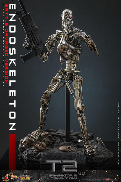 *PRE-ORDER Endoskeleton (Battle Damaged) - Terminator 2 Hot Toys Collectibles 1/6 Scale Action Figure