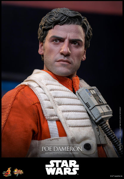 *PRE-ORDER Poe Dameron - Star Wars: The Force Awakens Hot Toys Collectibles 1/6 Scale Action Figure