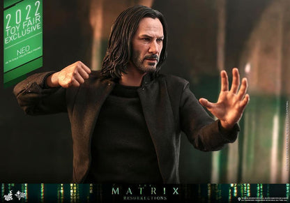 Neo (Toy Fair Exclusive) - The Matrix: Resurrections Hot Toys Collectibles 1/6 Scale Action Figure