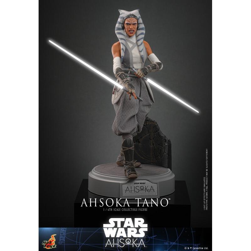 Ahsoka Tano (White) - Star Wars Hot Toys Collectibles 1/6 Scale Action Figure