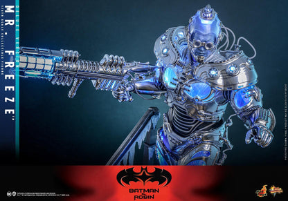 *PRE-ORDER Mr. Freeze DELUXE - Batman & Robin DC Hot Toys Collectibles 1/6 Scale Action Figure