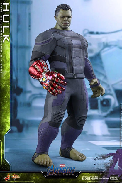 Hulk - Marvel Avengers: Endgame Hot Toys Collectibles 1/6 Scale Action Figure