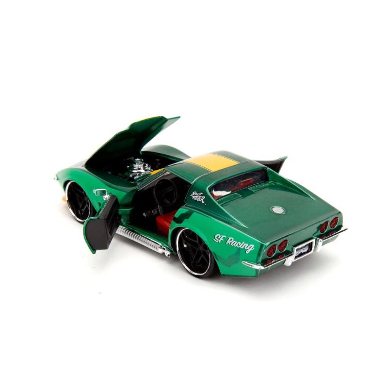 Street Fighter: 1969 Chevrolet Corvette Stingray ZL1 with Cammy White Hollywood Rides 1:24 Scale Die Cast Vehicle