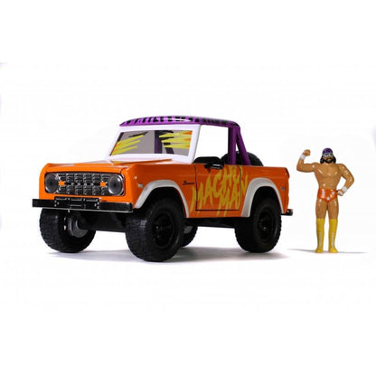 WWE - 1973 Ford Bronco with Macho Man (Randy Savage) Figure Hollywood Rides 1:24 Scale Die Cast Vehicle