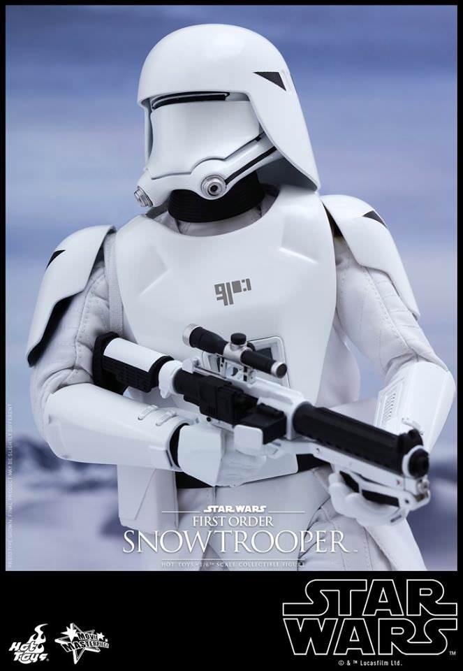 First Order Snowtrooper - Star Wars: The Force Awakens Hot Toys Collectable 1/6 Scale Action Figure