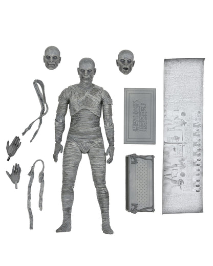Universal Monsters Ultimate 7 Inch Scale Action Figure - The Mummy (Black & White)