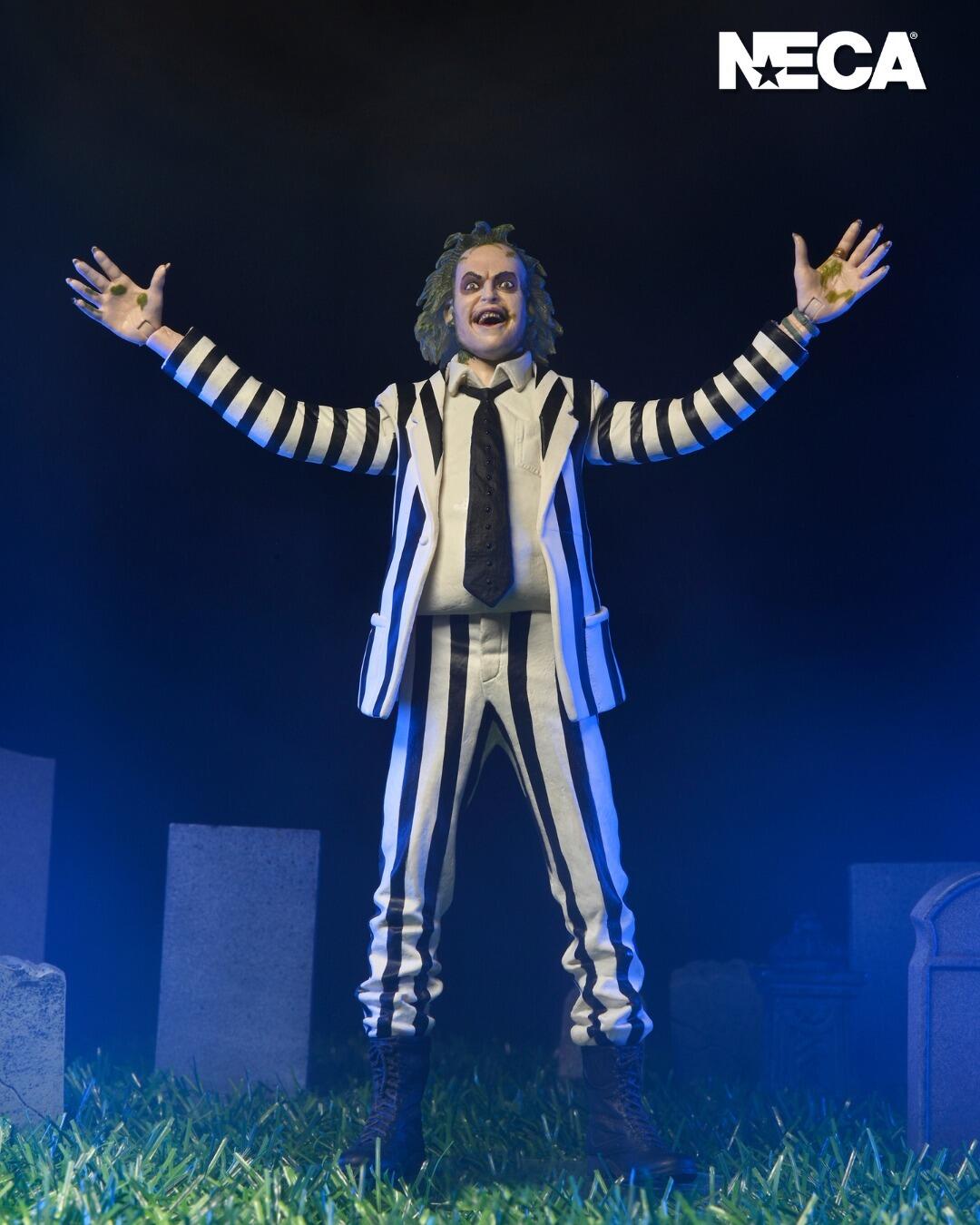 Beetlejuice 1988 7 Inch Action Figure - Beetlejuice (Striped Suit)