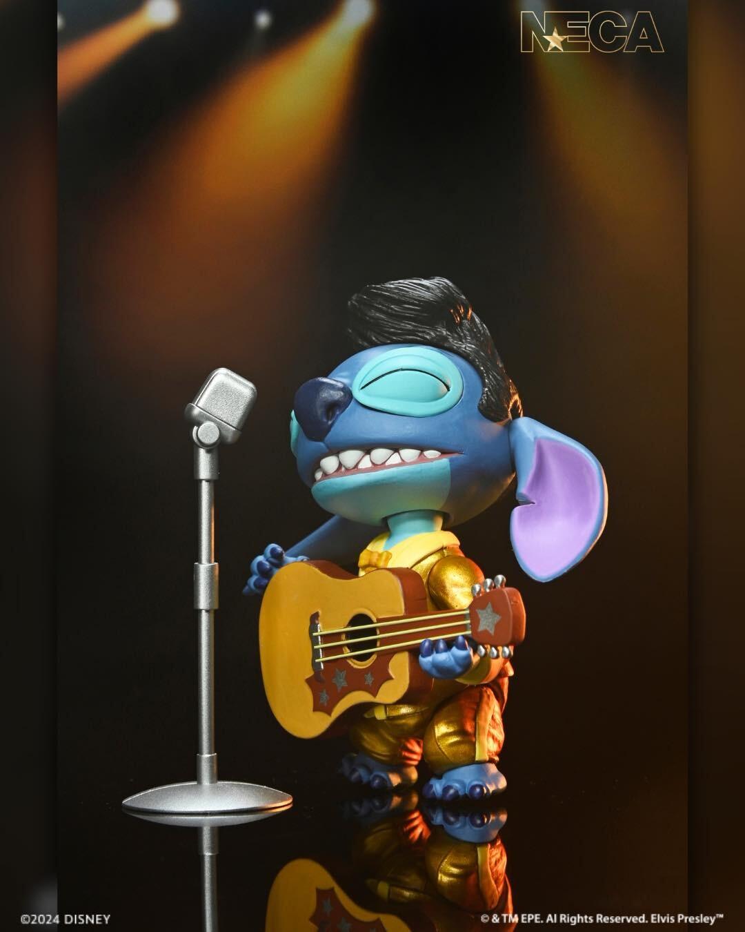Lilo & Stitch Ultimate 7 Inch Scale Action Figure - Stitch (Elvis Gold Suit)