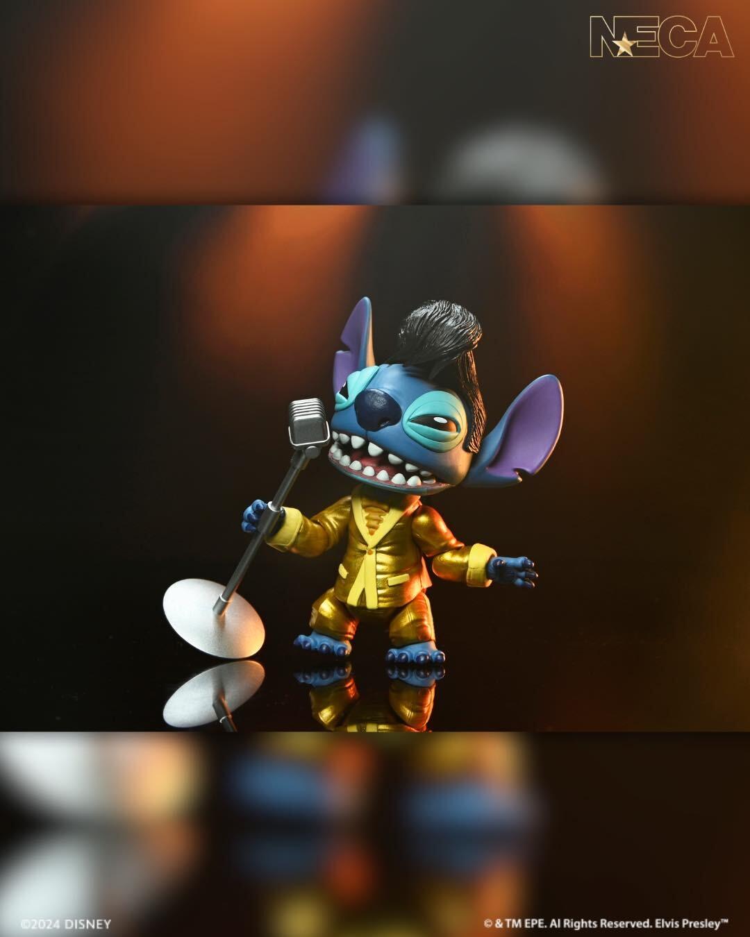 Lilo & Stitch Ultimate 7 Inch Scale Action Figure - Stitch (Elvis Gold Suit)