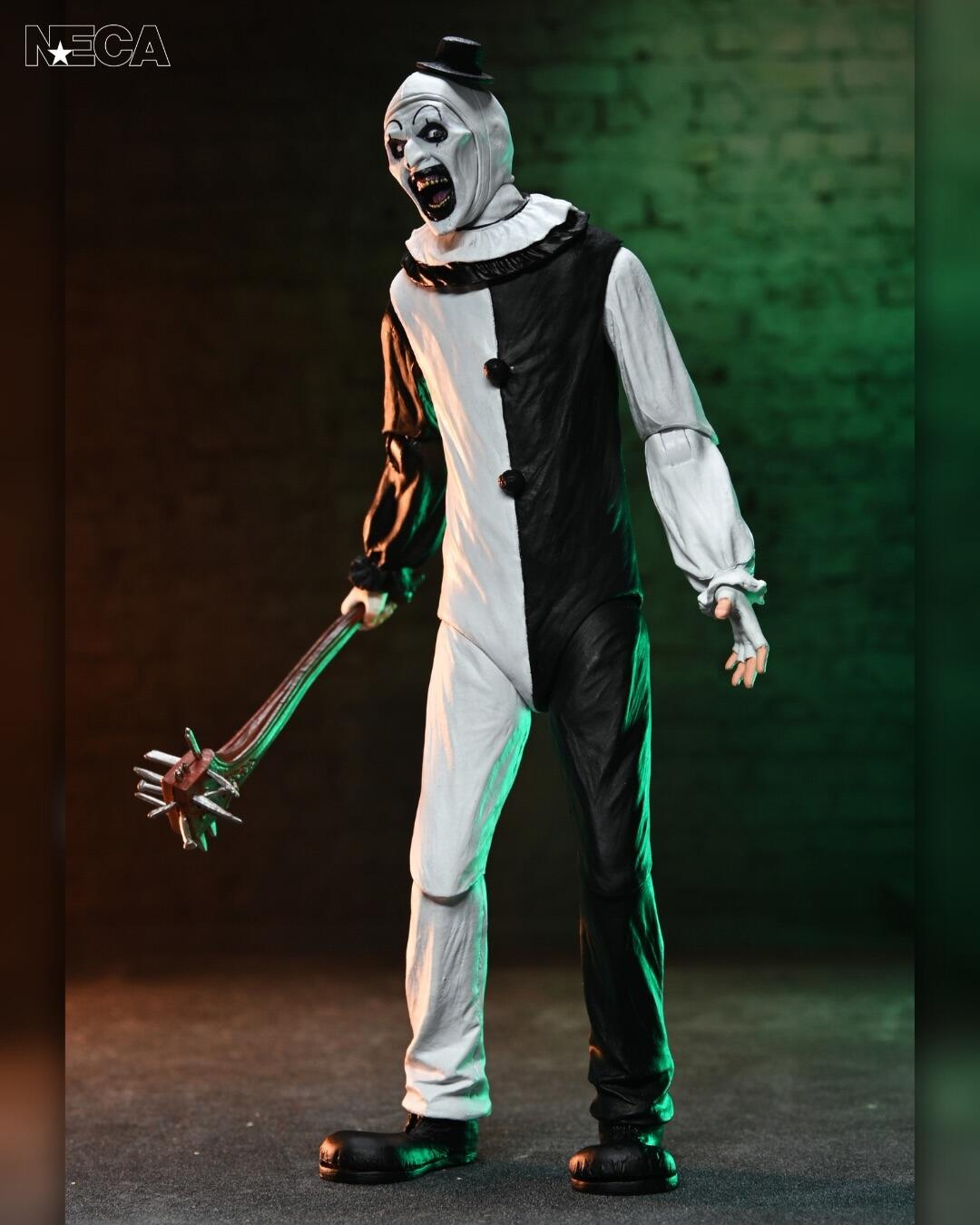 *PRE-ORDER Terrifier Ultimate 7 Inch Scale Action Figure 2 Pack - Art The Clown & Little Pale Girl